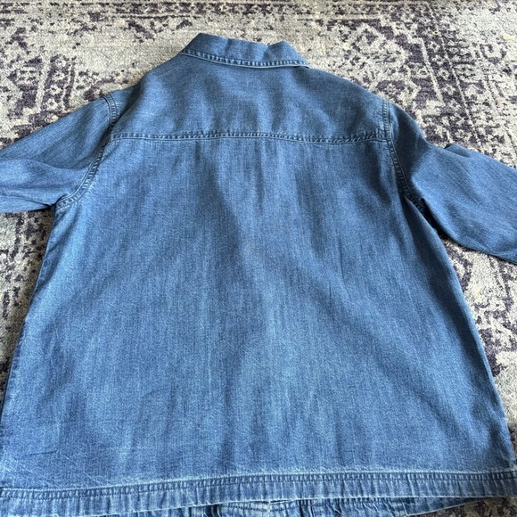 Bobbie Brooks Boho Chic Embroidered Florals Denim Shacket Size Large Whimsical - Picture 8 of 12